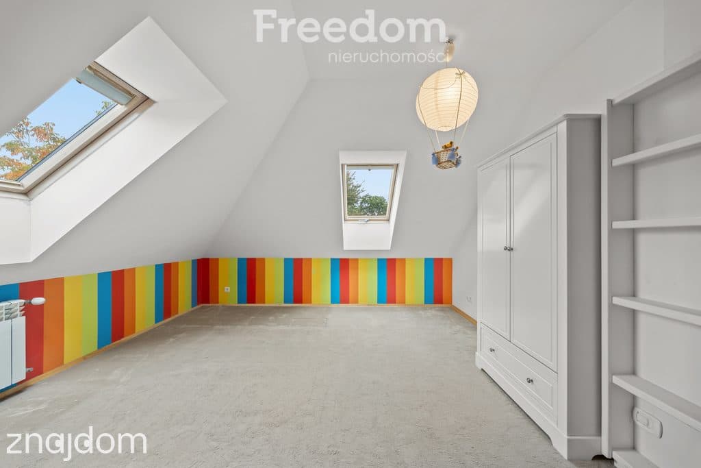Architektura komfortu. Dom 190m2 z dębowym sercem w Jaktorowie - zdjęcie 15