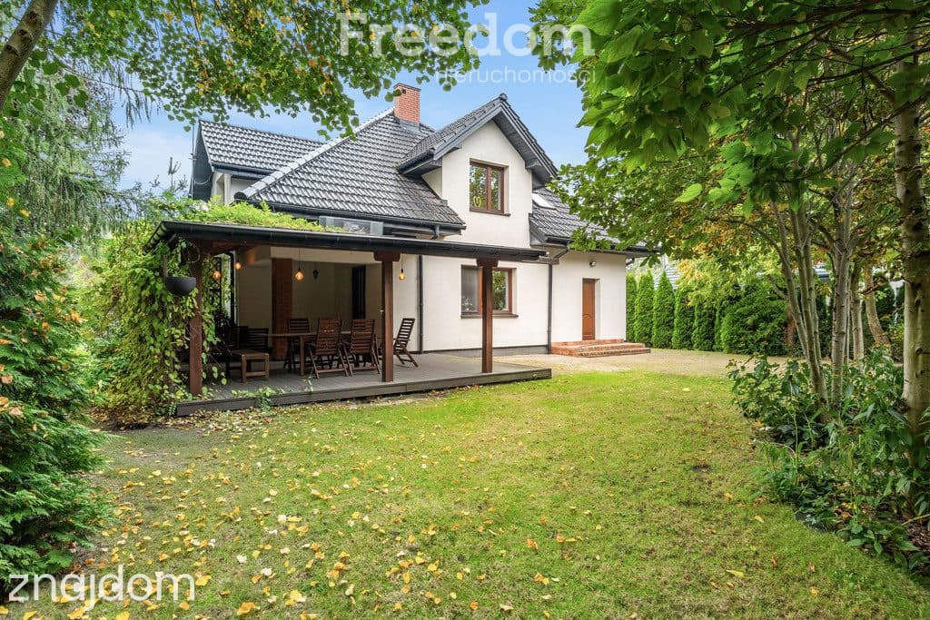 Architektura komfortu. Dom 190m2 z dębowym sercem w Jaktorowie - zdjęcie 19