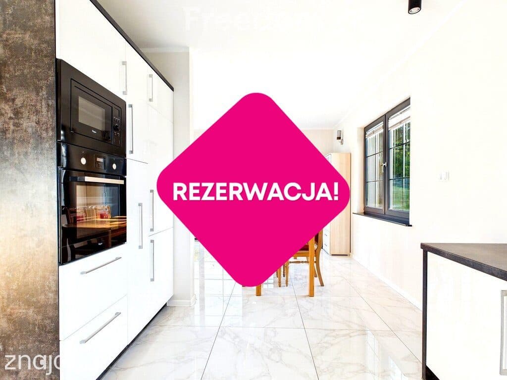 Dom z garażem i tarasem w Nowej Wsi - zdjęcie 8