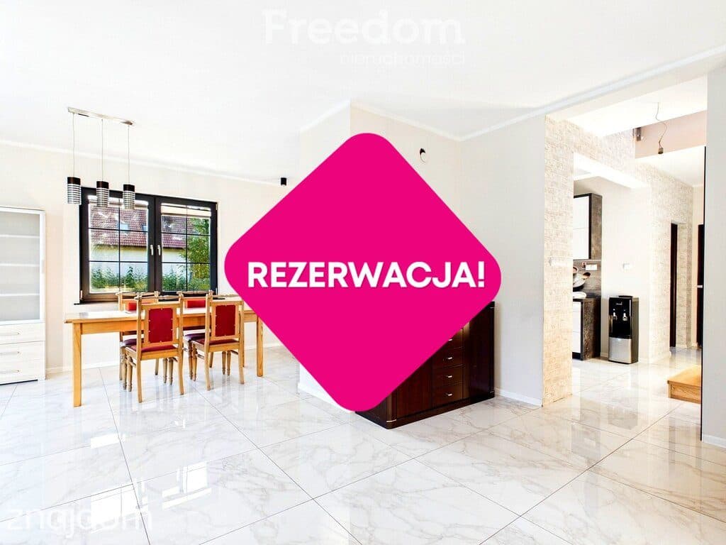 Dom z garażem i tarasem w Nowej Wsi - zdjęcie 11