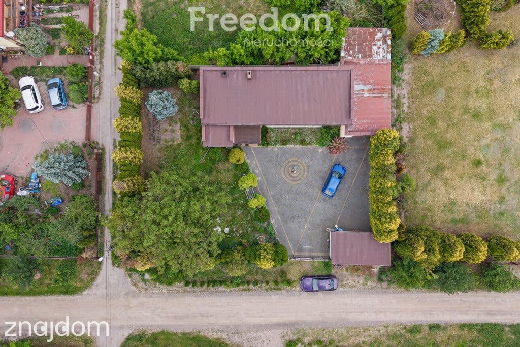 Przytulny, parterowy dom z dużym ogrodem - zdjęcie 11