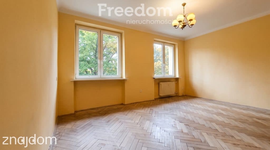 Funkcjonalna kawalerka blisko uczelni