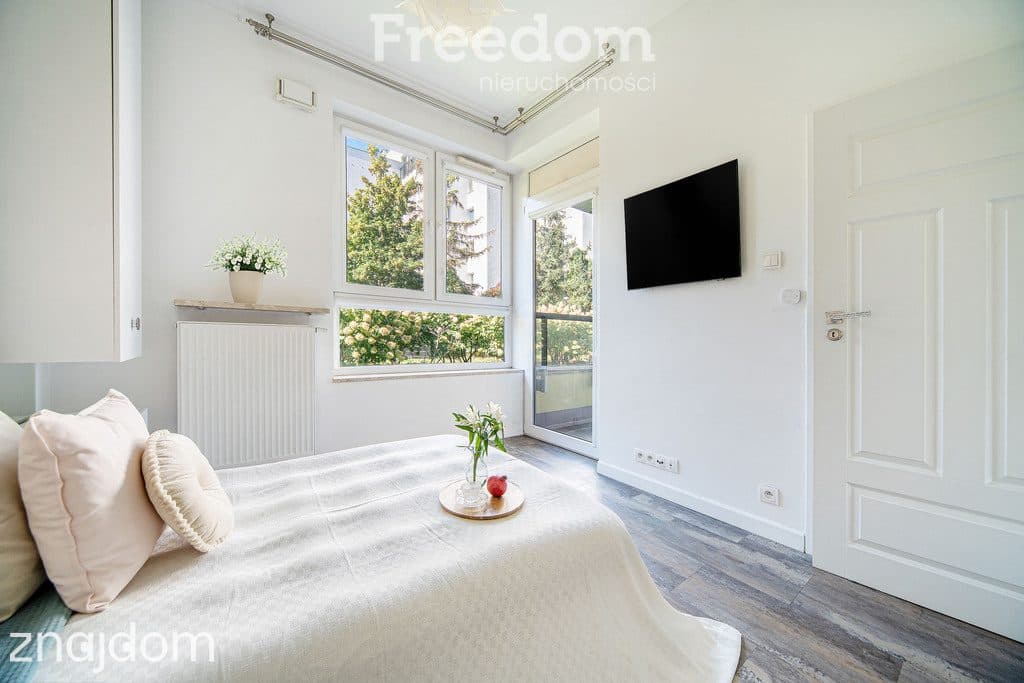 Eleganckie ciche 2 pokoje z 14 m² balkonem - zdjęcie 12