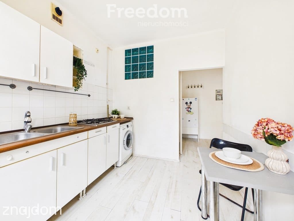 Mieszkanie 2 pokoje 38m² ul. Dworcowa - zdjęcie 2