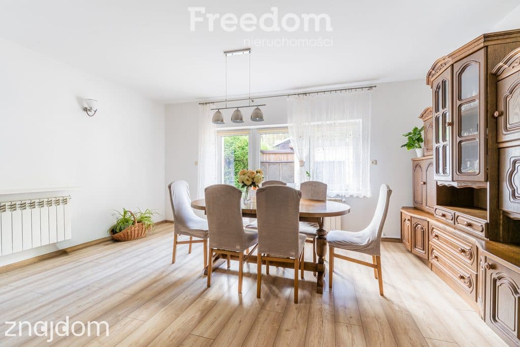 Dom 130m² + budynek gospodarczy, działka 963m² - zdjęcie 3