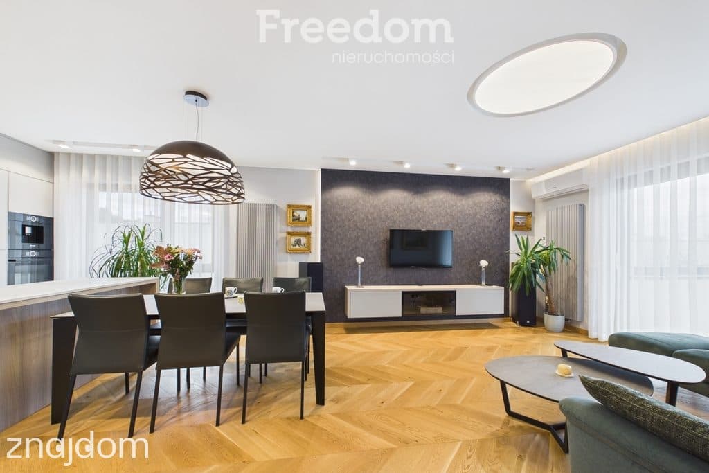 Luksusowy apartament 148 m² z tarasem w prestiżowej dzielnicy - zdjęcie 2