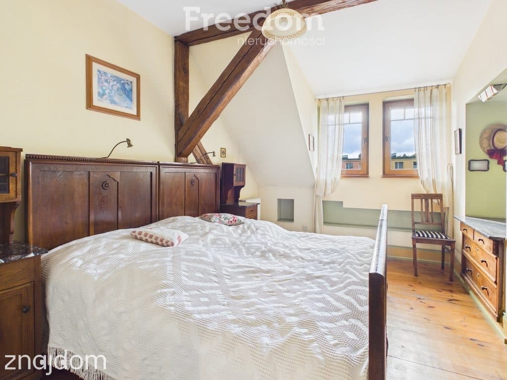 Kamienica 360 m² z lokalem użytkowym - zdjęcie 3