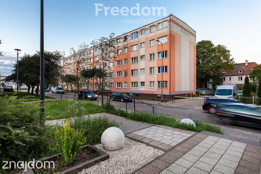 2 pok, oddzielna kuchnia, parking za szlabanem - zdjęcie 8