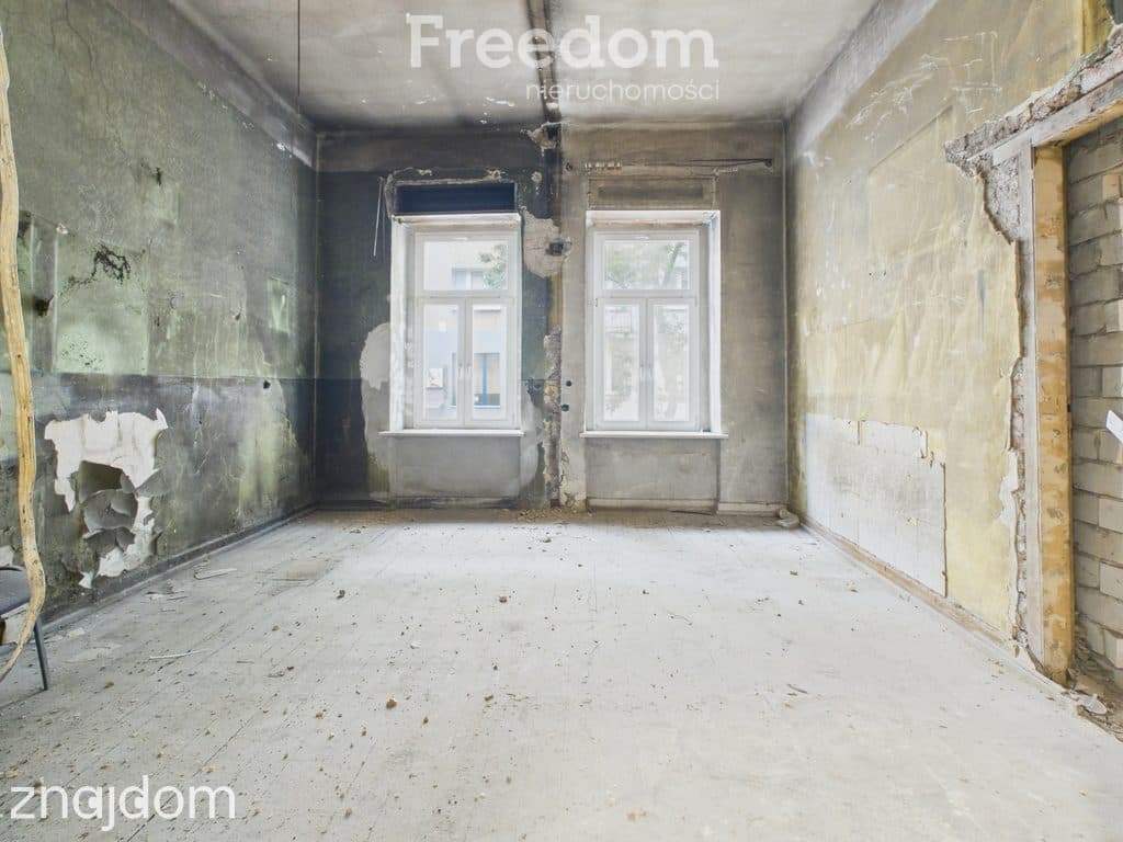 Sosnowiec ul. Wspólna, 48 m² do remontu, wysokie ok 4,5 m - zdjęcie 2