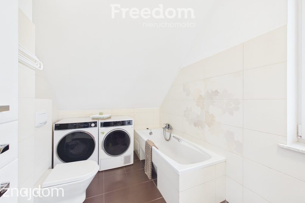 Dom 192 m² z mieszkaniem | Nowa Wieś Malborska - zdjęcie 11