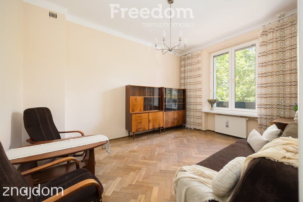 2 pokoje, widok na Pałac Kultury, balkon, Metro - zdjęcie 2