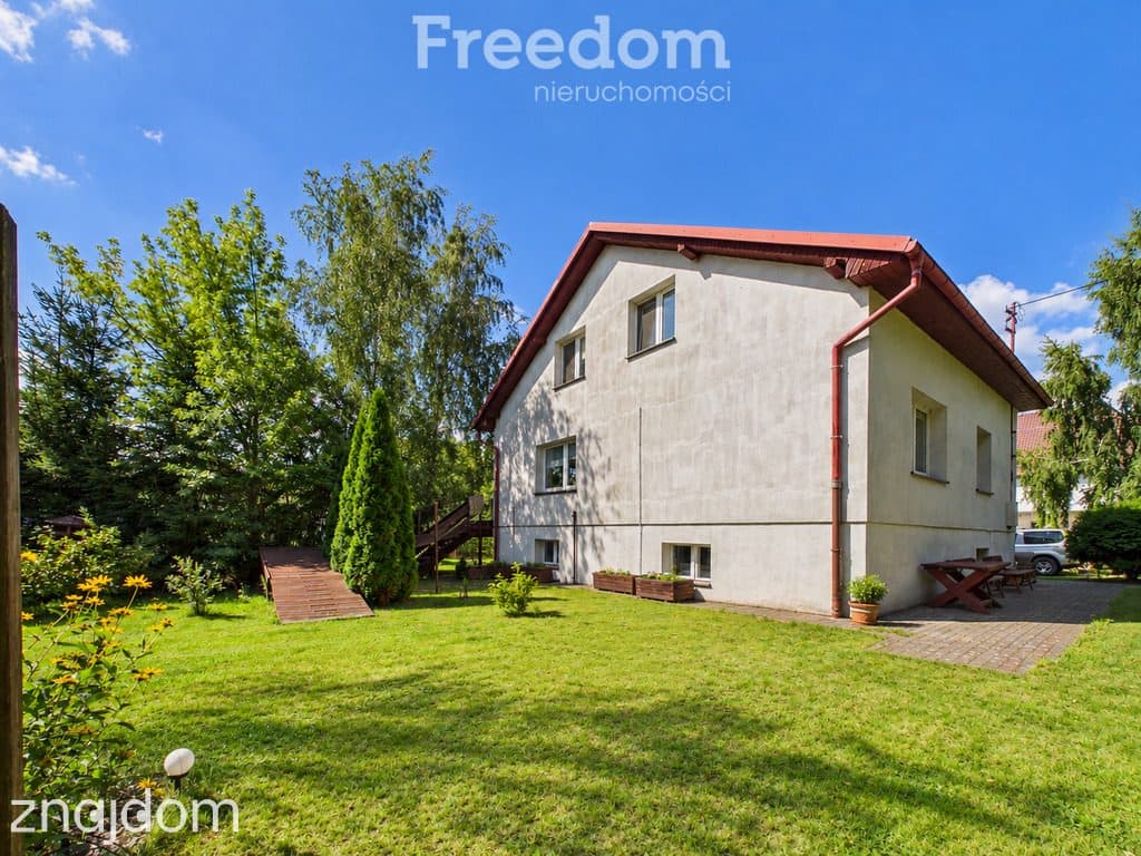 Dom wolnostojący 150m2 z fotowoltaiką i garażem - zdjęcie 2
