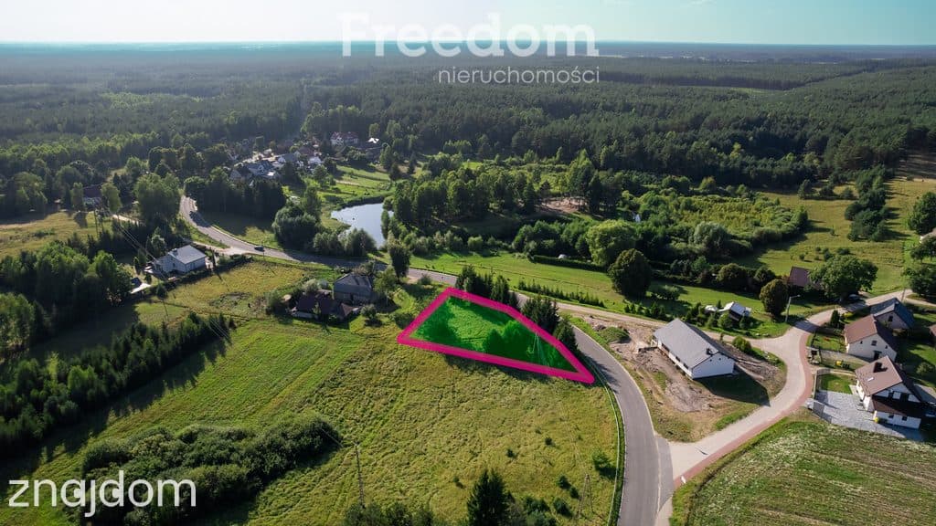 Malowniczo położona działka 800 m2 z MPZP - zdjęcie 3