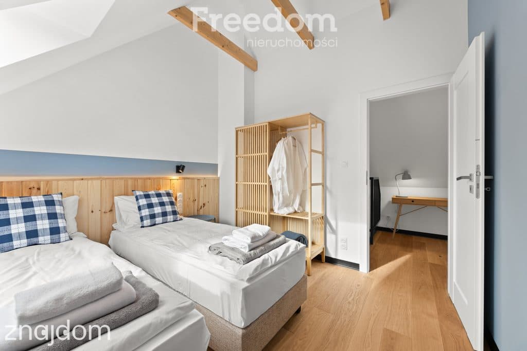 Nowoczesny całoroczny dom z basenem, sauną i jacuzzi w sercu Kaszub - zdjęcie 8