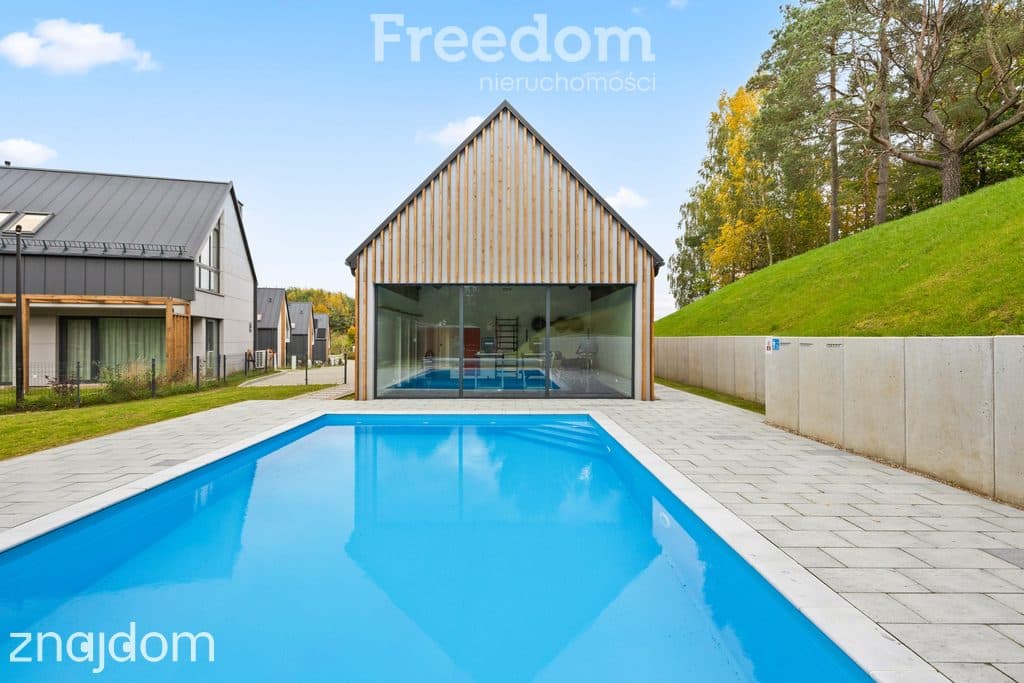 Nowoczesny całoroczny dom z basenem, sauną i jacuzzi w sercu Kaszub - zdjęcie 9