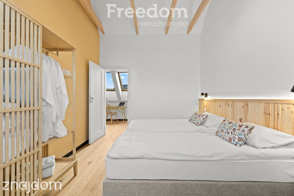 Nowoczesny całoroczny dom z basenem, sauną i jacuzzi w sercu Kaszub - zdjęcie 14