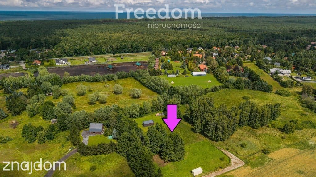 Działka w Jantarze nad polskim morzem.