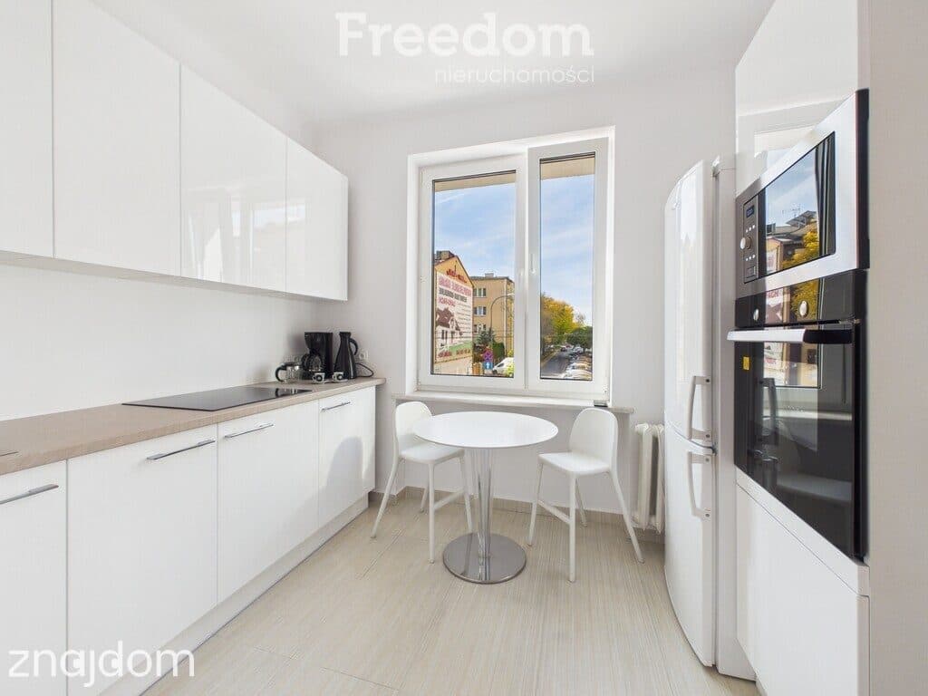 Na sprzedaż mieszkanie/kawalerka 38m2 ul. Narutowicza, balkon, piwnica - zdjęcie 5