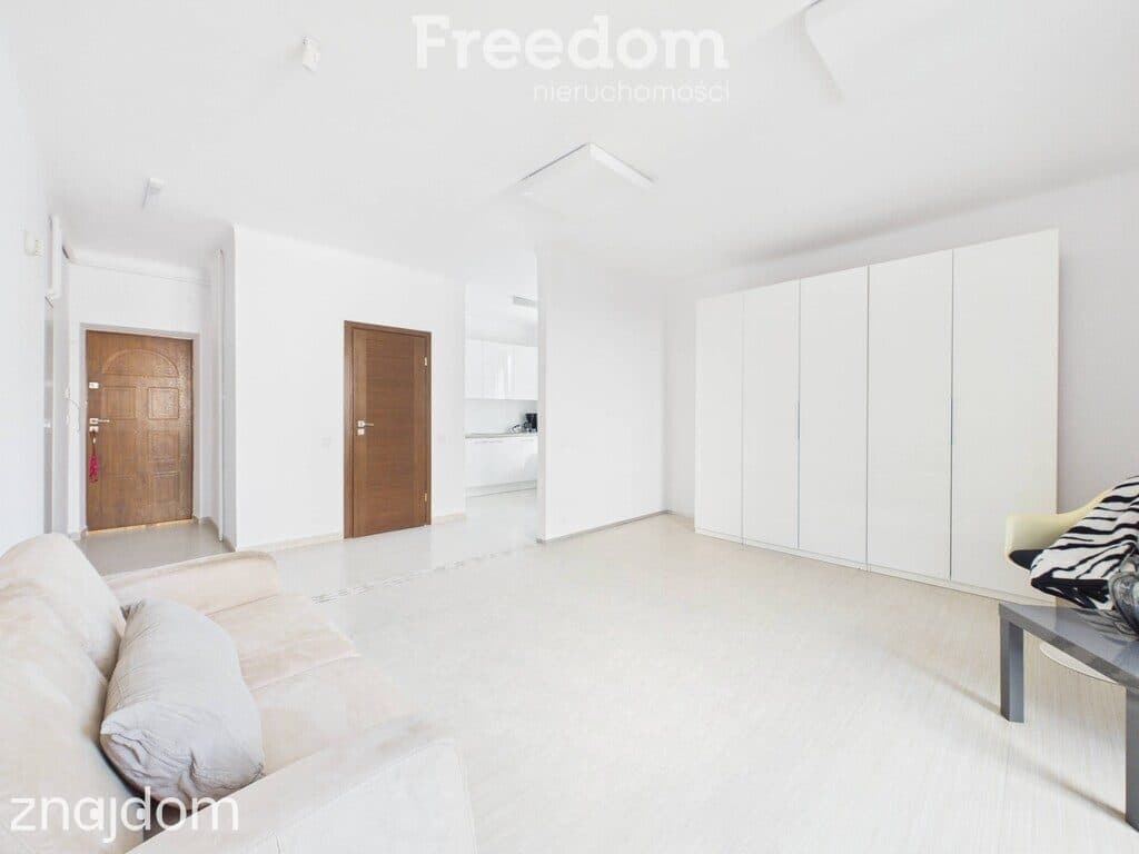 Na sprzedaż mieszkanie/kawalerka 38m2 ul. Narutowicza, balkon, piwnica - zdjęcie 4