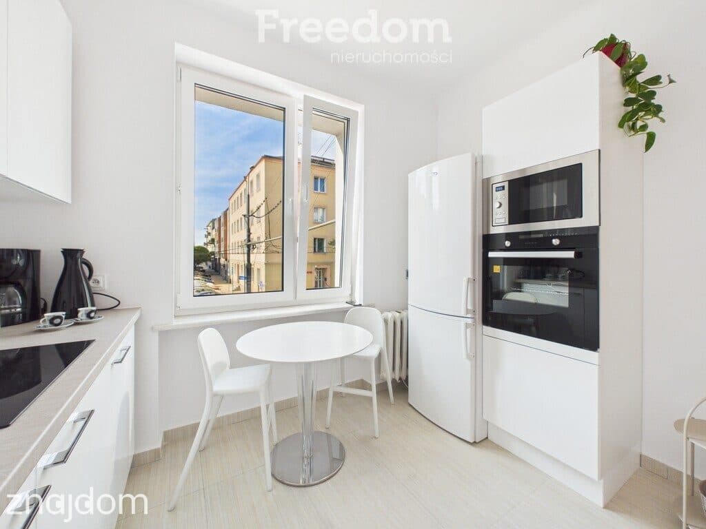 Na sprzedaż mieszkanie/kawalerka 38m2 ul. Narutowicza, balkon, piwnica - zdjęcie 6