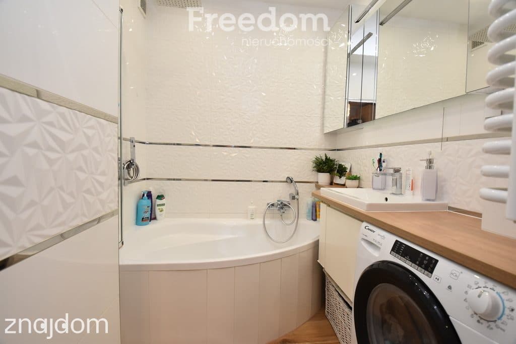 Przestronne 3pok. 71,8 m² z balkonem , windą z poziomu 0-ZWM+działka - zdjęcie 12