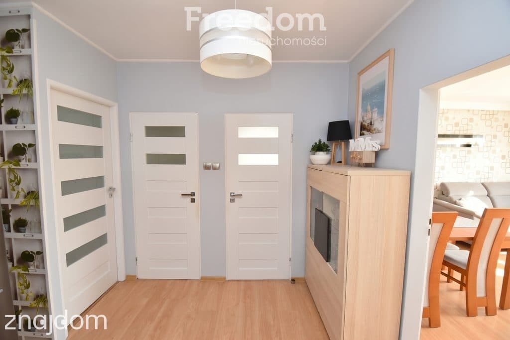Przestronne 3pok. 71,8 m² z balkonem , windą z poziomu 0-ZWM+działka - zdjęcie 15