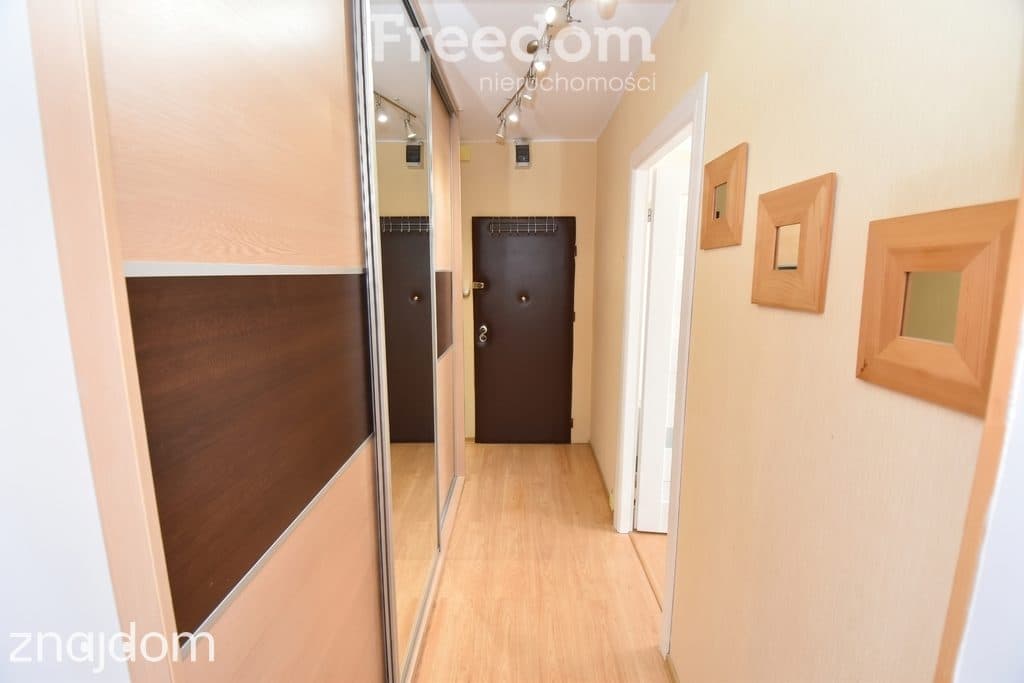 Przestronne 3pok. 71,8 m² z balkonem , windą z poziomu 0-ZWM+działka - zdjęcie 17