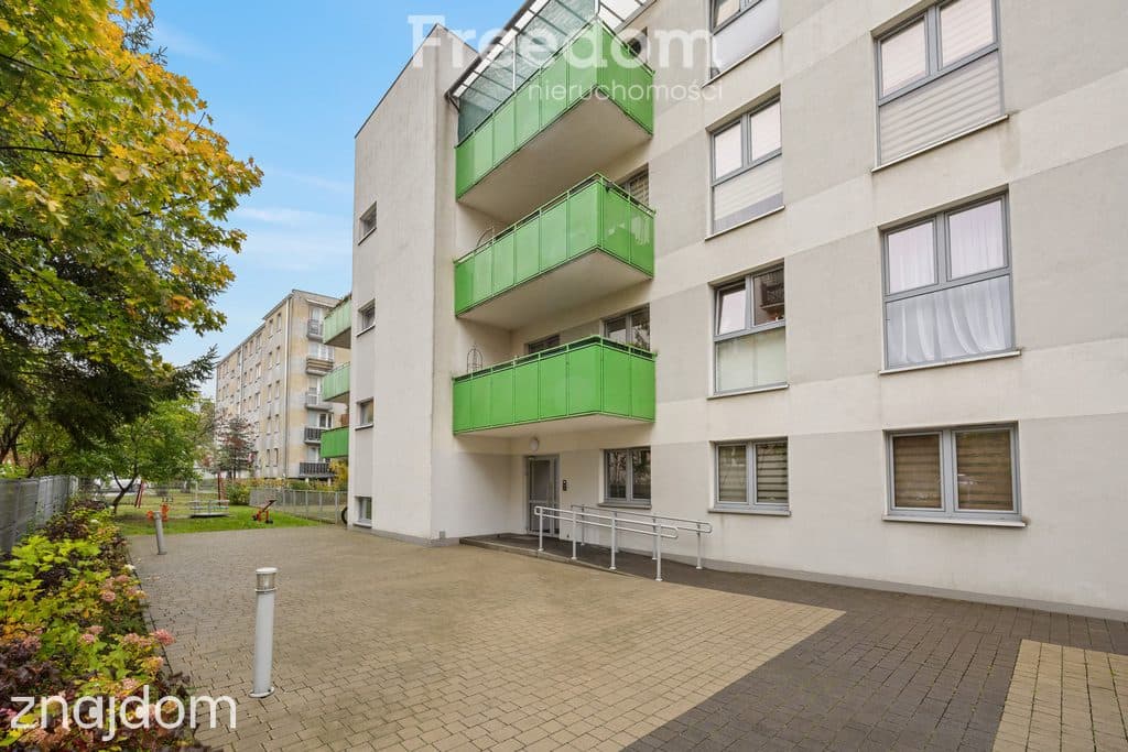 Zielonka, ul. Powstańców 70,95 m² 3 pokoje winda 2 miejsca garażowe - zdjęcie 18
