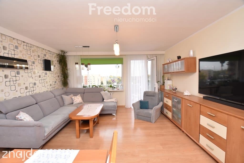 Przestronne 3pok. 71,8 m² z balkonem , windą z poziomu 0-ZWM+działka