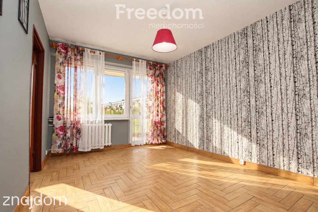 3 pokoje z balkonem | 48 m²  | 3 piętro