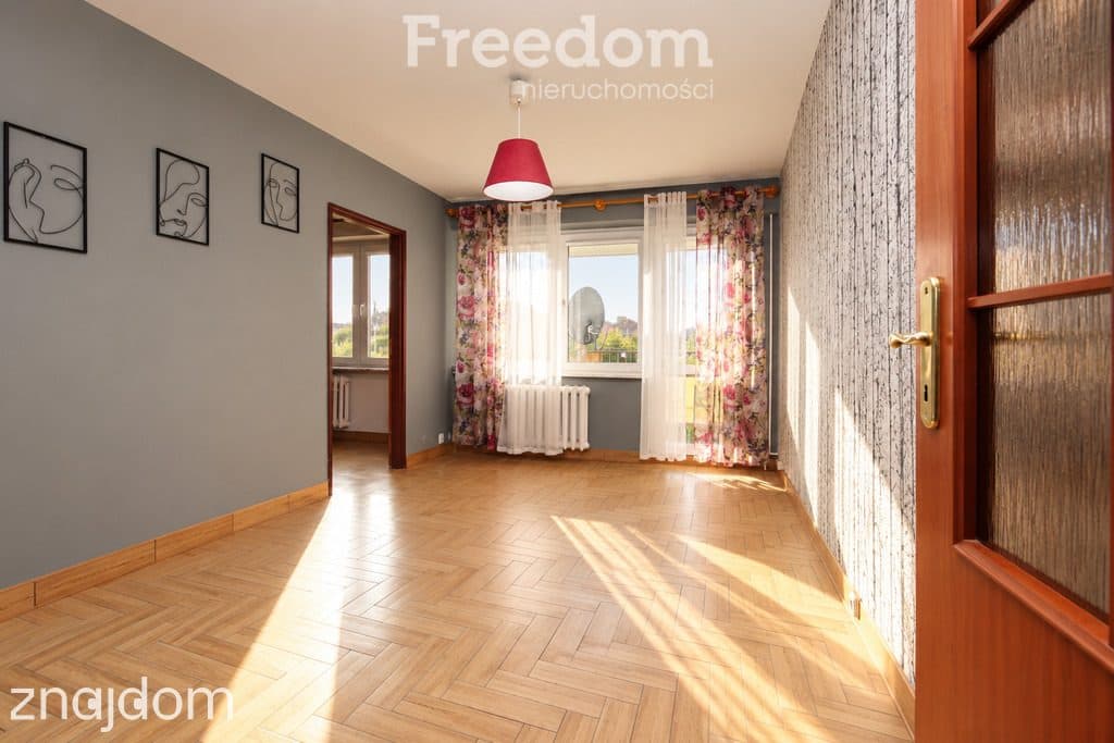 3 pokoje z balkonem | 48 m² | 3 piętro - zdjęcie 2