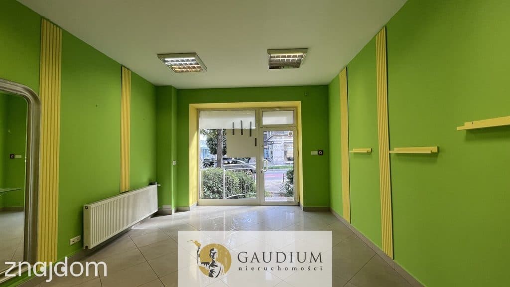 Lokal w centrum Gdyni z witryną - zdjęcie 3