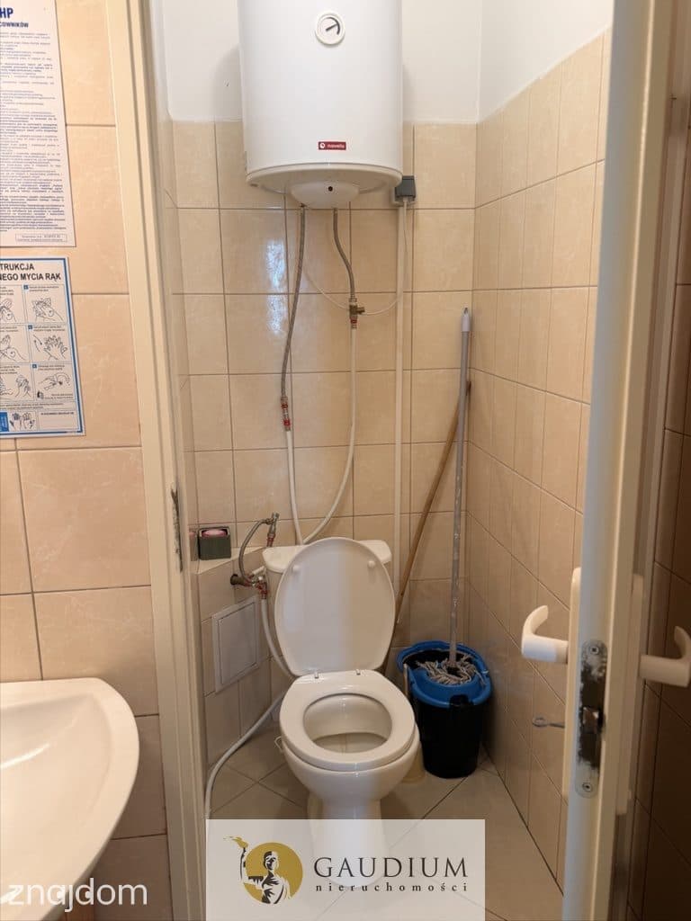 Lokal w centrum Gdyni z witryną - zdjęcie 12