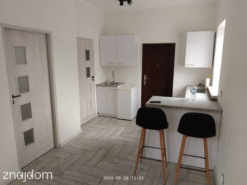 Kawalerka po remoncie 28.60 m2 - zdjęcie 2