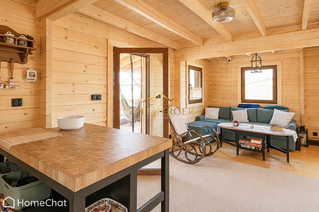 Drewniany dom całoroczny | 70 m² | Działka 1 199 m