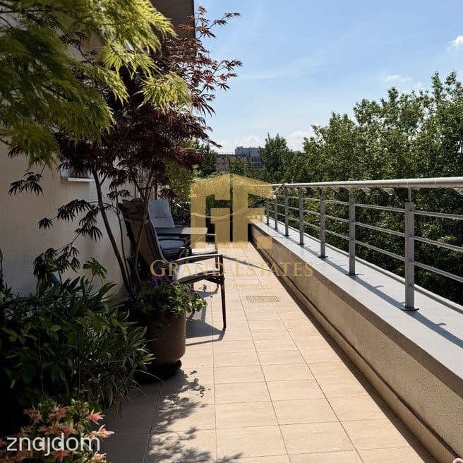 Unikatowy apartament na ostatniej kondygnacji - zdjęcie 2