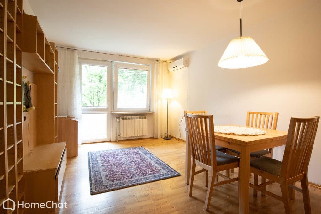 Wygodne i ciche mieszkanie z balkonem