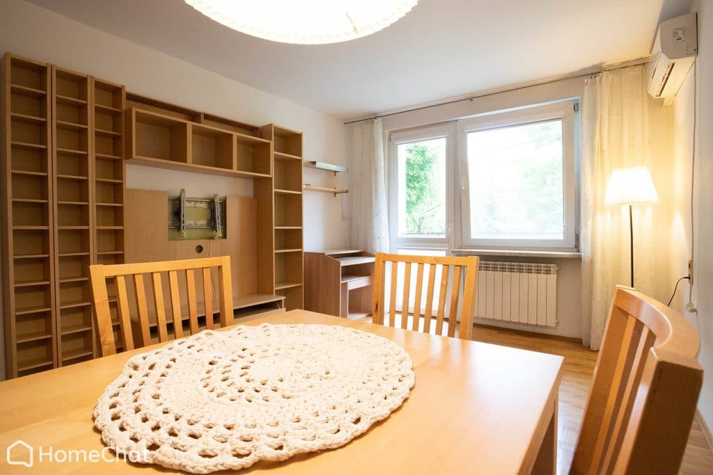 Wygodne i ciche mieszkanie z balkonem