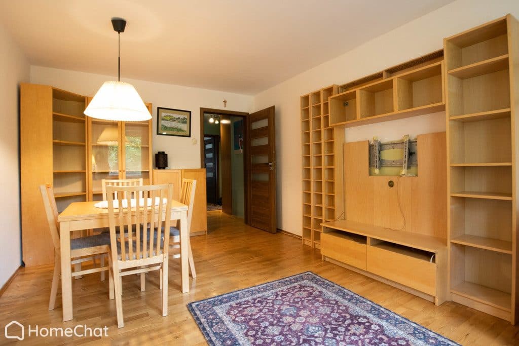 Wygodne i ciche mieszkanie z balkonem
