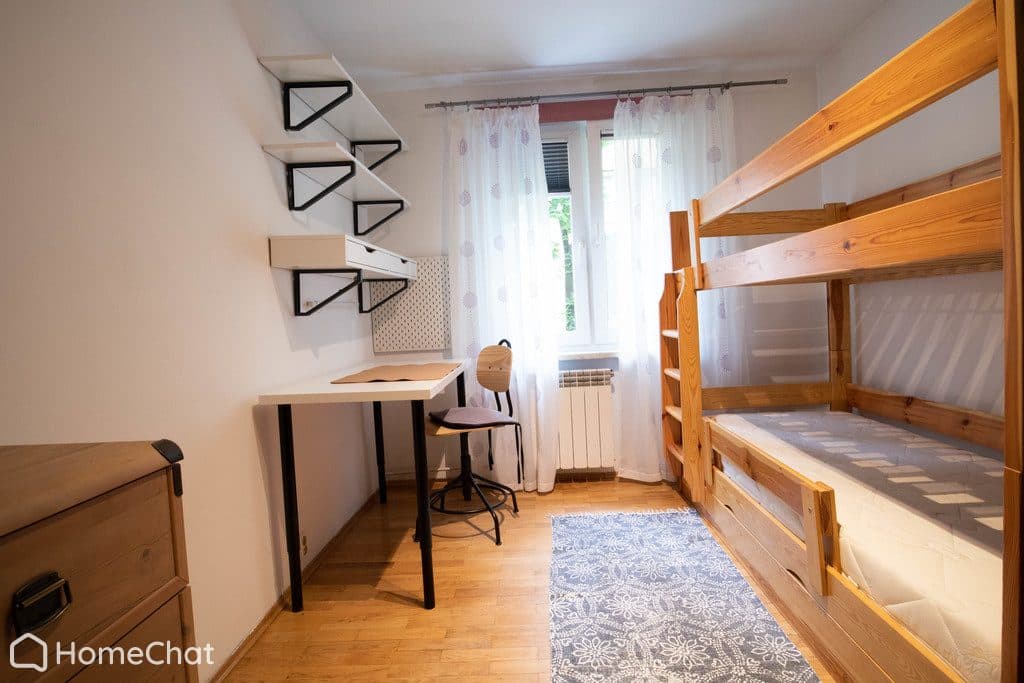 Wygodne i ciche mieszkanie z balkonem