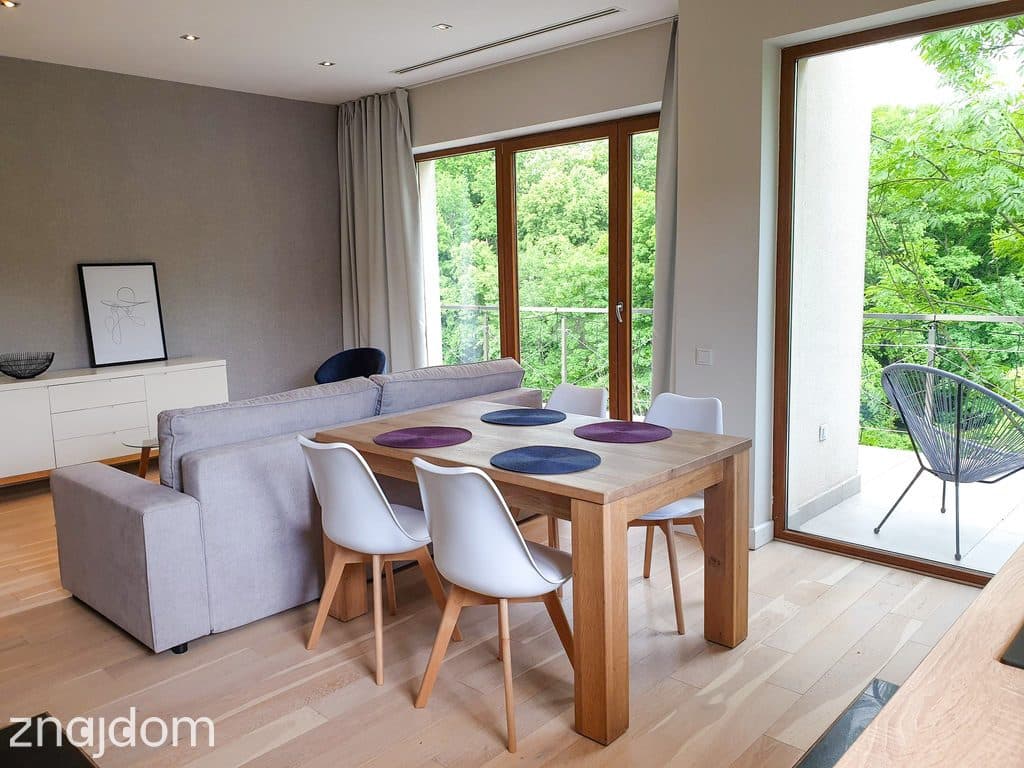 Przestronny apartament w zielonej okolicy - zdjęcie 7