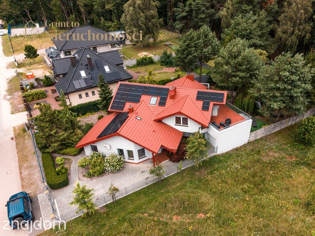 DOM Z WIDOKIEM NA LAS