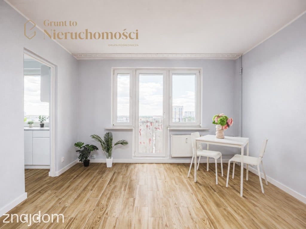 Po generalnym remoncie | balkon | kawalerka |