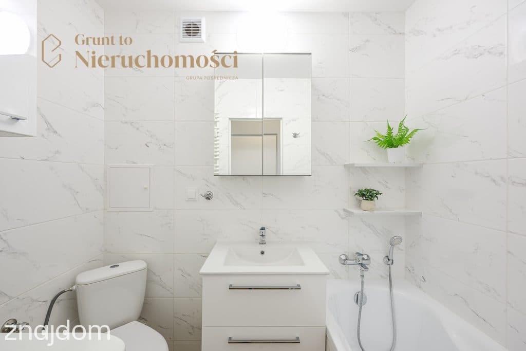 Po generalnym remoncie | balkon | kawalerka | - zdjęcie 3