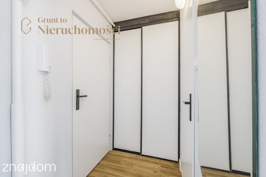 Po generalnym remoncie | balkon | kawalerka | - zdjęcie 5