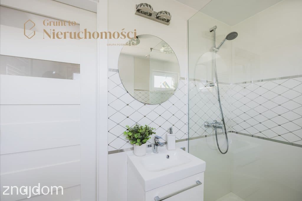 Całoroczny dwupoziomowy domek wysoki standard - zdjęcie 5