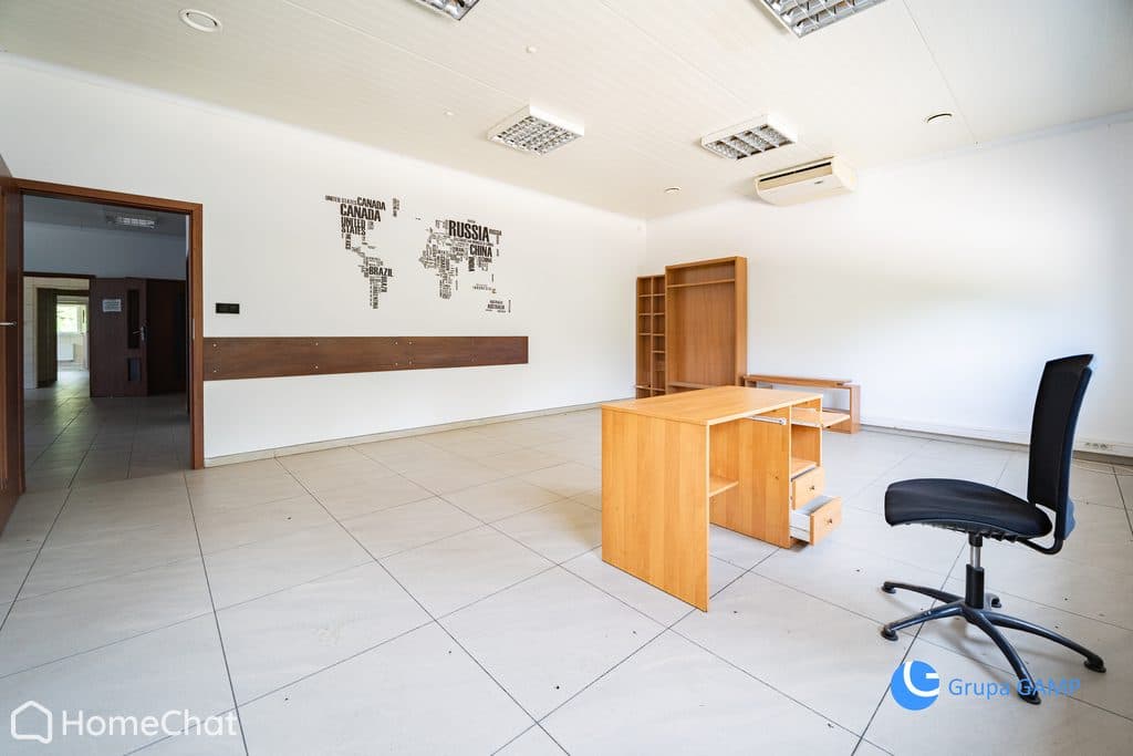 Hala magazynowo-produkcyjna z chłodniami | 861 m²
