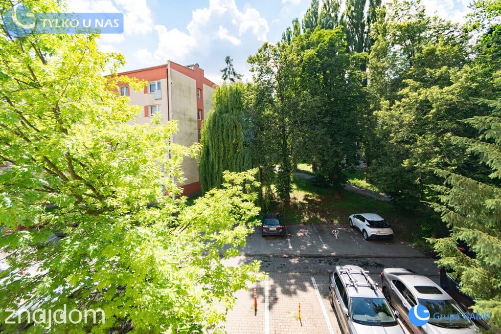 3-pok. 43m2*os. Złotej Jesieni* po remoncie - zdjęcie 7