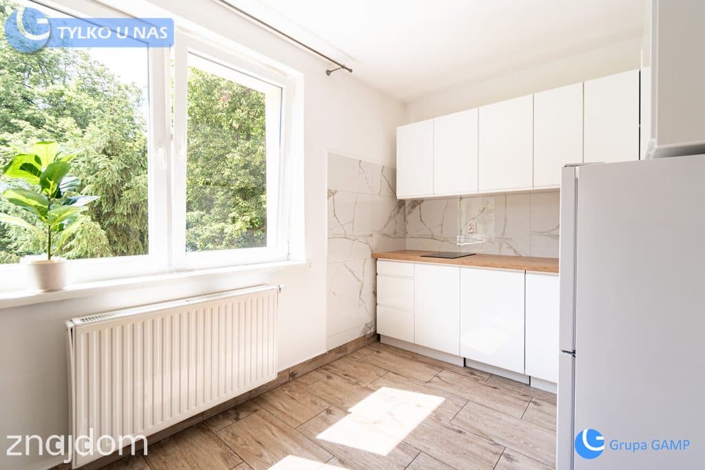 3-pok. 43m2*os. Złotej Jesieni* po remoncie - zdjęcie 10