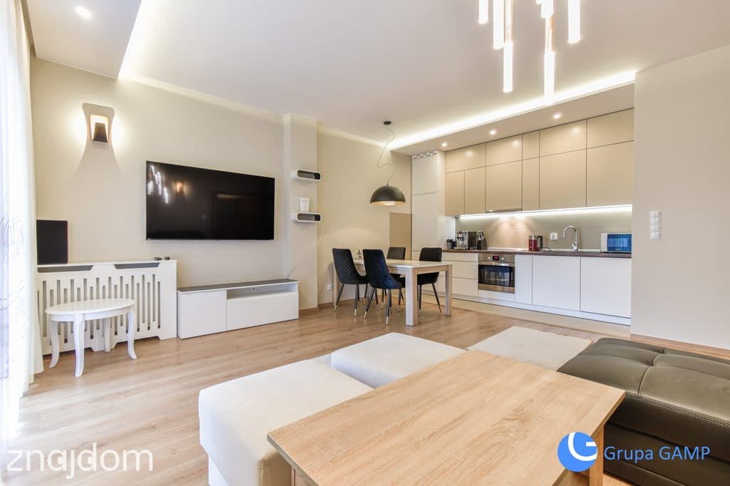 *Apartamenty Novum* Stare Miasto, 3 pok., garaż